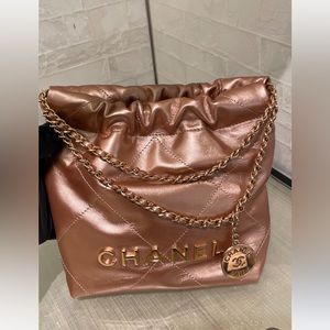 Chanel 22 mini - brand new with proof of purchase